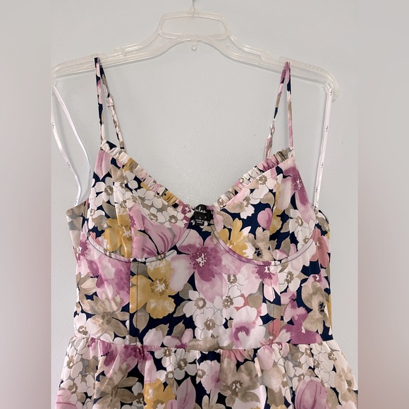 Lulus ruffled floral dress - Picture 4 of 10